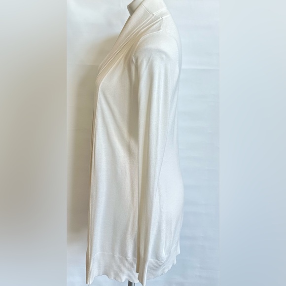 Guess by Marciano White Shawl Collar Cardigan Size XS - Picture 3 of 10